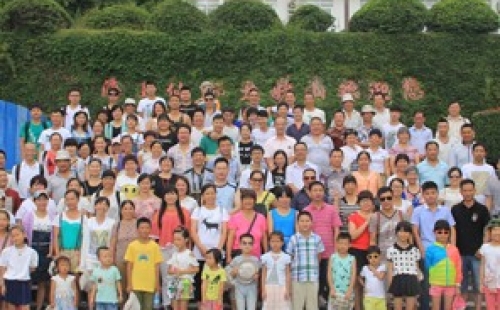 春回大地暖，活力生活，我與金力士共成長